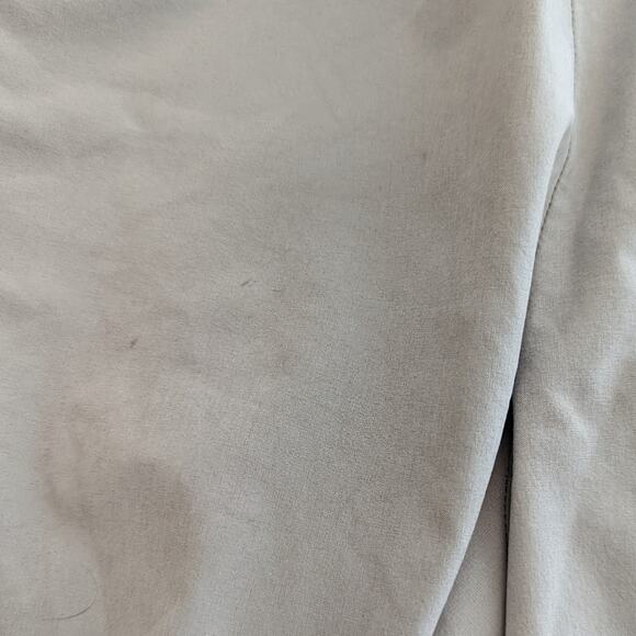 Athletic Planner Skort in Light Grey | Size 6 - Picture 7 of 8